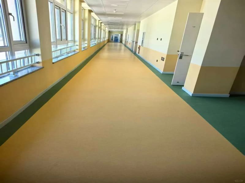 flooring supplier consultation for phased delivery planning